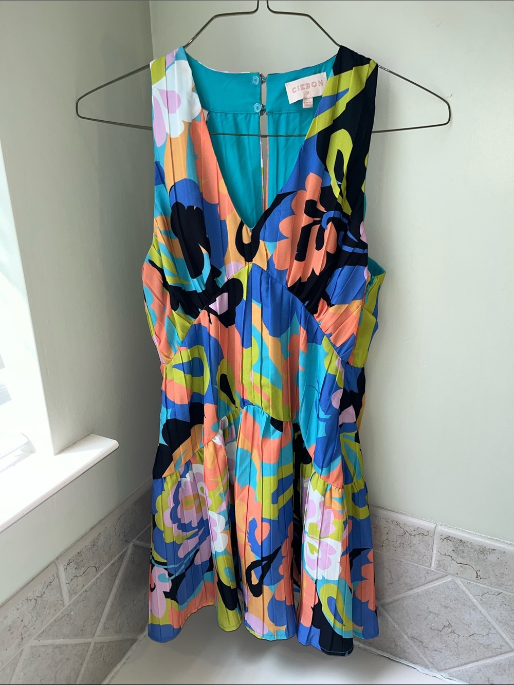 CIEBON Multicolor Floral V-Neck Sleeveless Dress, medium